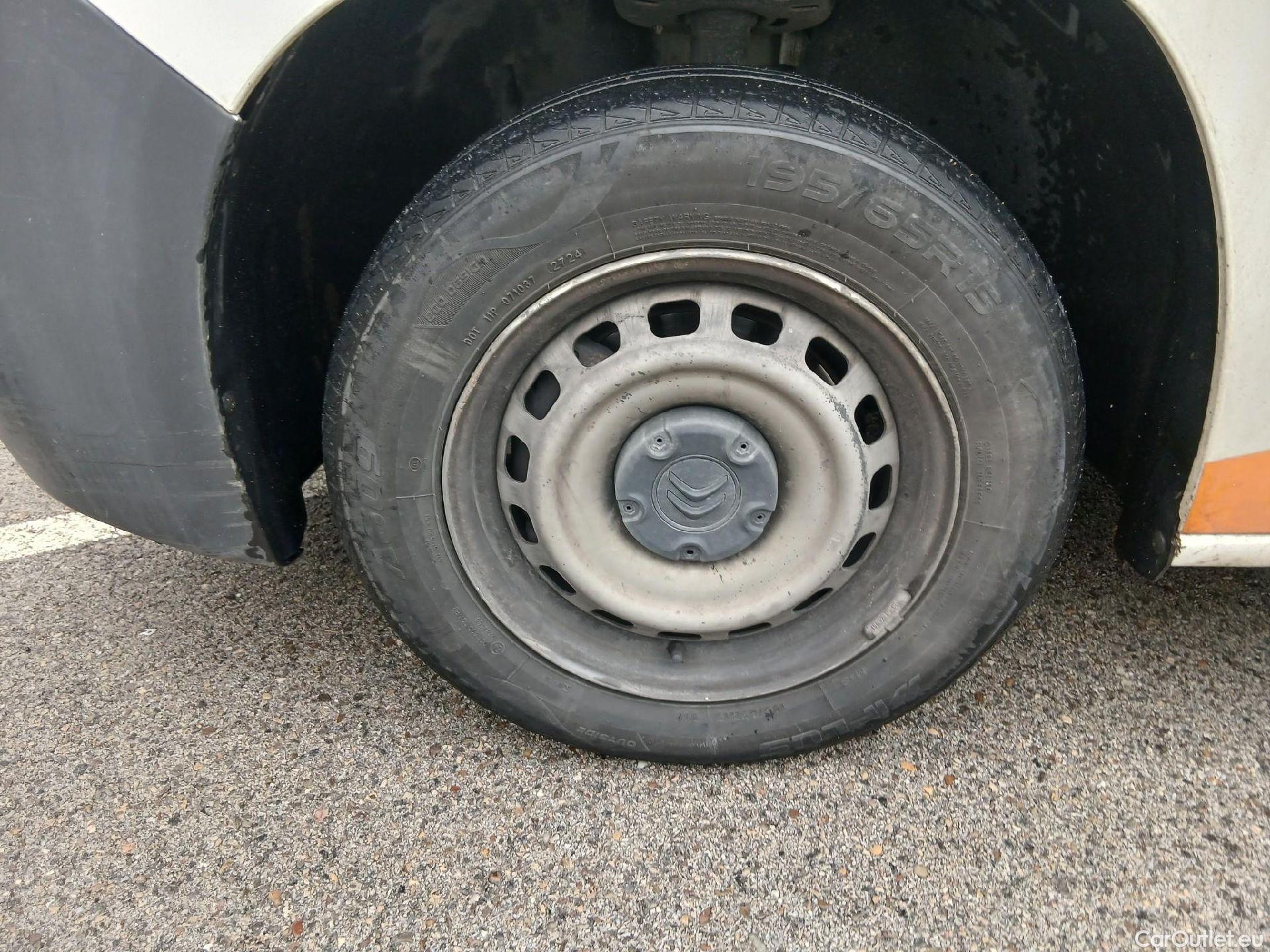  Citroen  Berlingo CITROEN  / 2018 / 3P / furgón derivado de turismo Talla M BlueHDi 73kW CONTROL #10