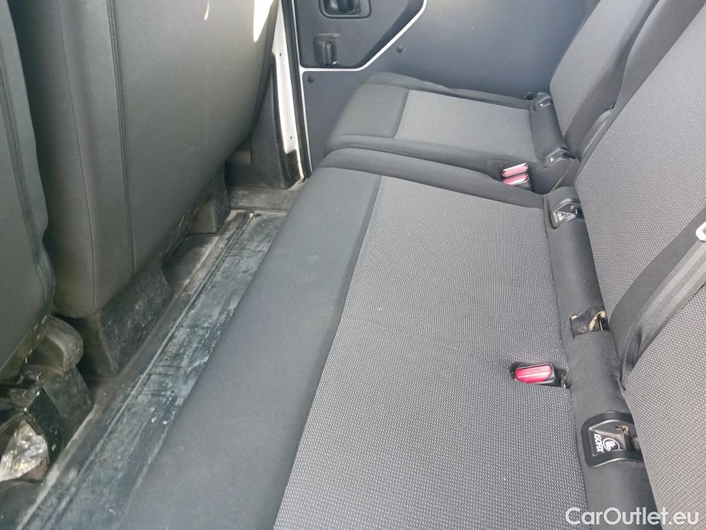  Peugeot  Expert PEUGEOT  / 2016 / 4P / combi Combi 1.6 BlueHDi 73KW (100CV) Standard #18