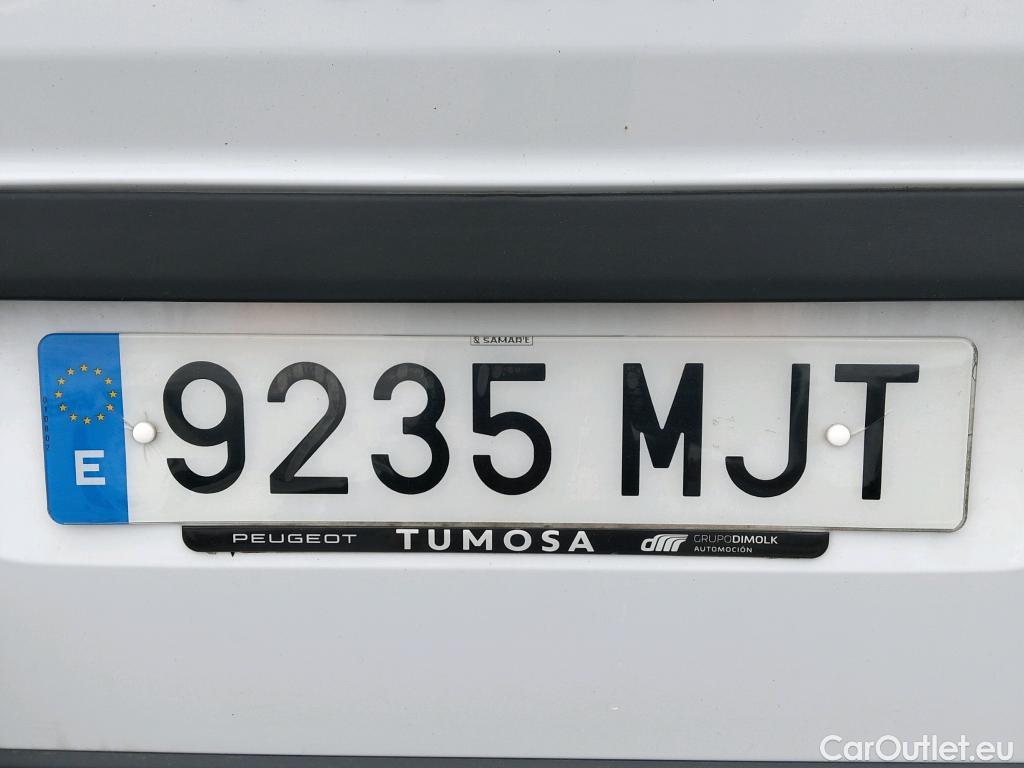  Peugeot  Boxer  Furgón Techo Elevado 335 L2H2 BlueHDi 140 Stop&Start HDi 140CV MT6 E6d #50