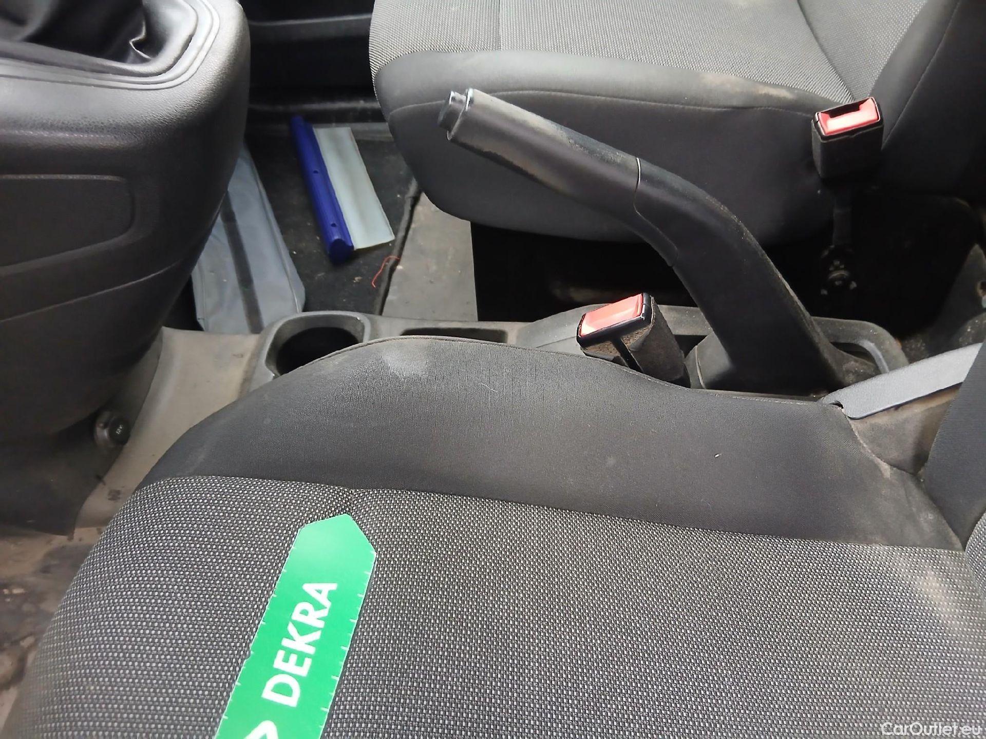  Citroen  Berlingo CITROEN  / 2018 / 3P / furgón derivado de turismo Talla M BlueHDi 73kW CONTROL #18