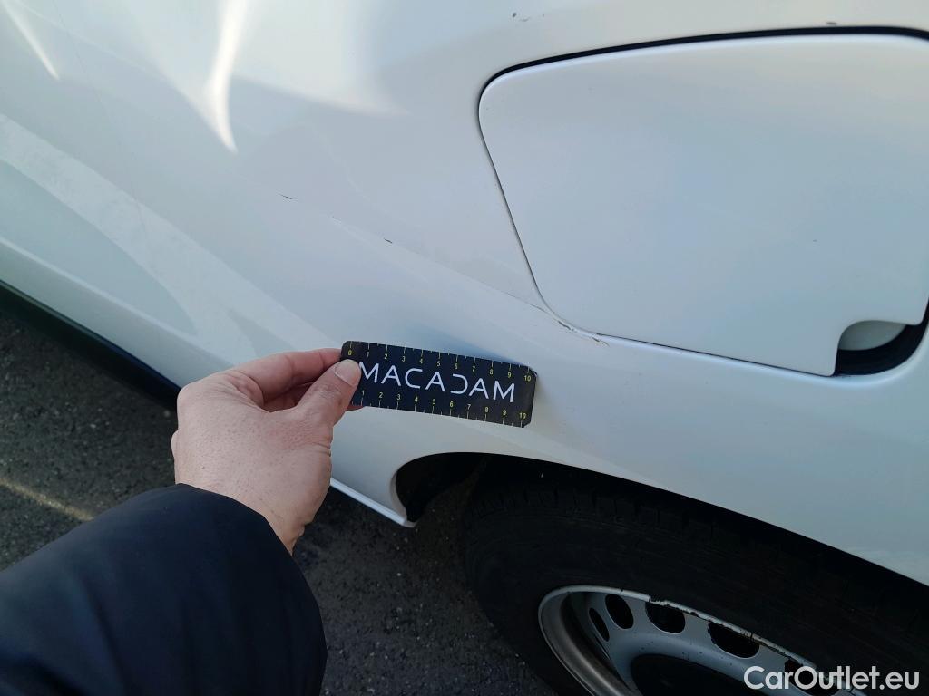  Peugeot  Expert PEUGEOT  / 2016 / 4P / furgón Furgón Pro BlueHDi 90KW (120) Standard #2