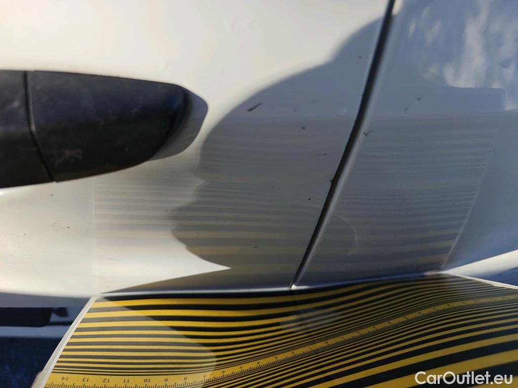  Citroen  Berlingo CITROEN  / 2018 / 5P / combi Talla M BlueHDi 100 S&S LIVE PACK (IND) #9