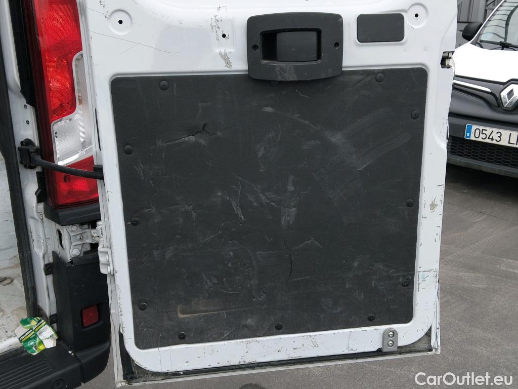  Peugeot  Boxer  Furgón Techo Elevado 335 L2H2 BlueHDi 140 Stop&Start HDi 140CV MT6 E6d #40