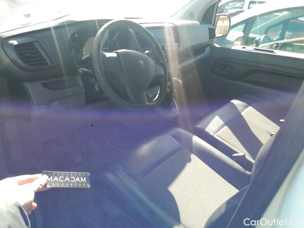  Peugeot  Expert PEUGEOT  / 2016 / 4P / furgón Furgón Pro BlueHDi 90KW (120) Standard #35