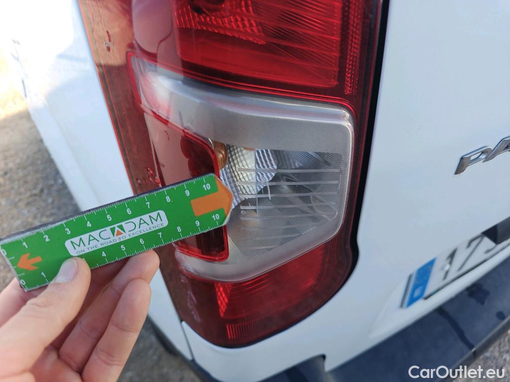  Peugeot  Partner PEUGEOT  / 2018 / 4P / furgón derivado de turismo Premium Standard 600kg BlueHDi 73kW (AC) #12