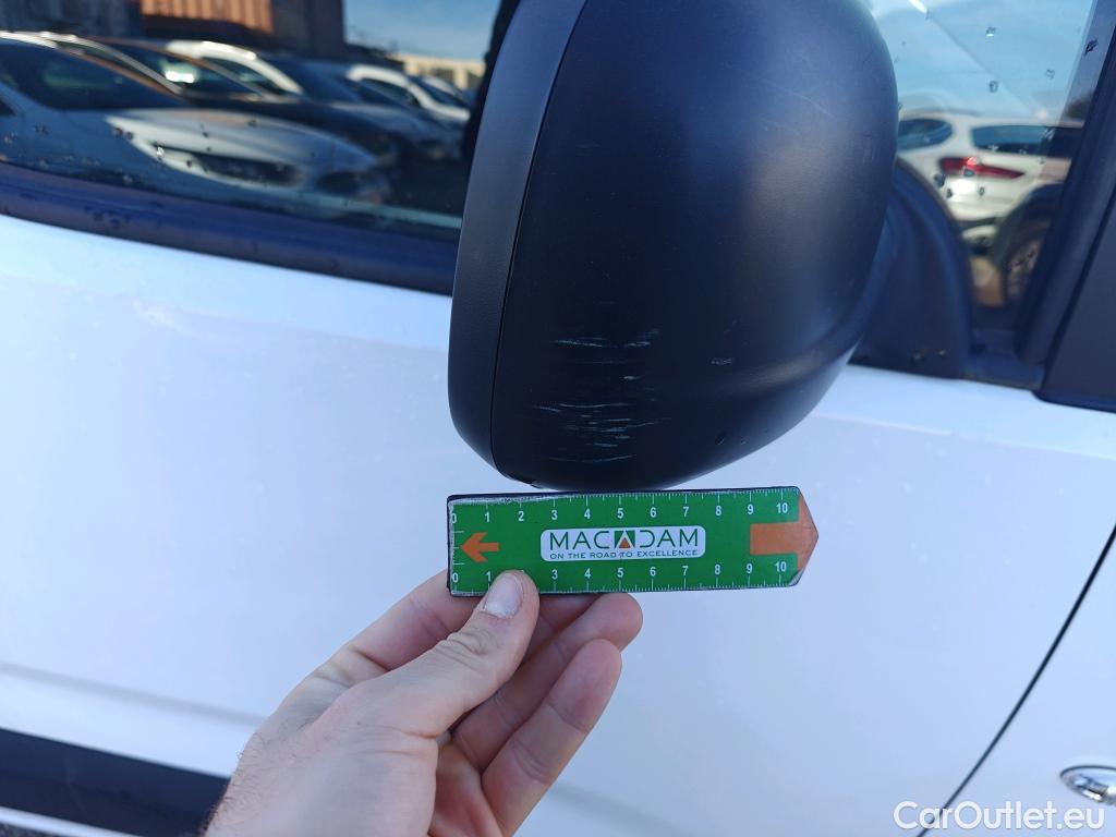  Peugeot  Partner PEUGEOT  / 2018 / 4P / furgón derivado de turismo Premium Standard 600kg BlueHDi 73kW (AC) #66