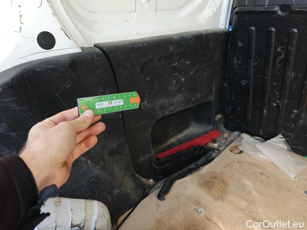  Peugeot  Partner PEUGEOT  / 2018 / 4P / furgón derivado de turismo Premium Standard 600kg BlueHDi 73kW (AC) #1