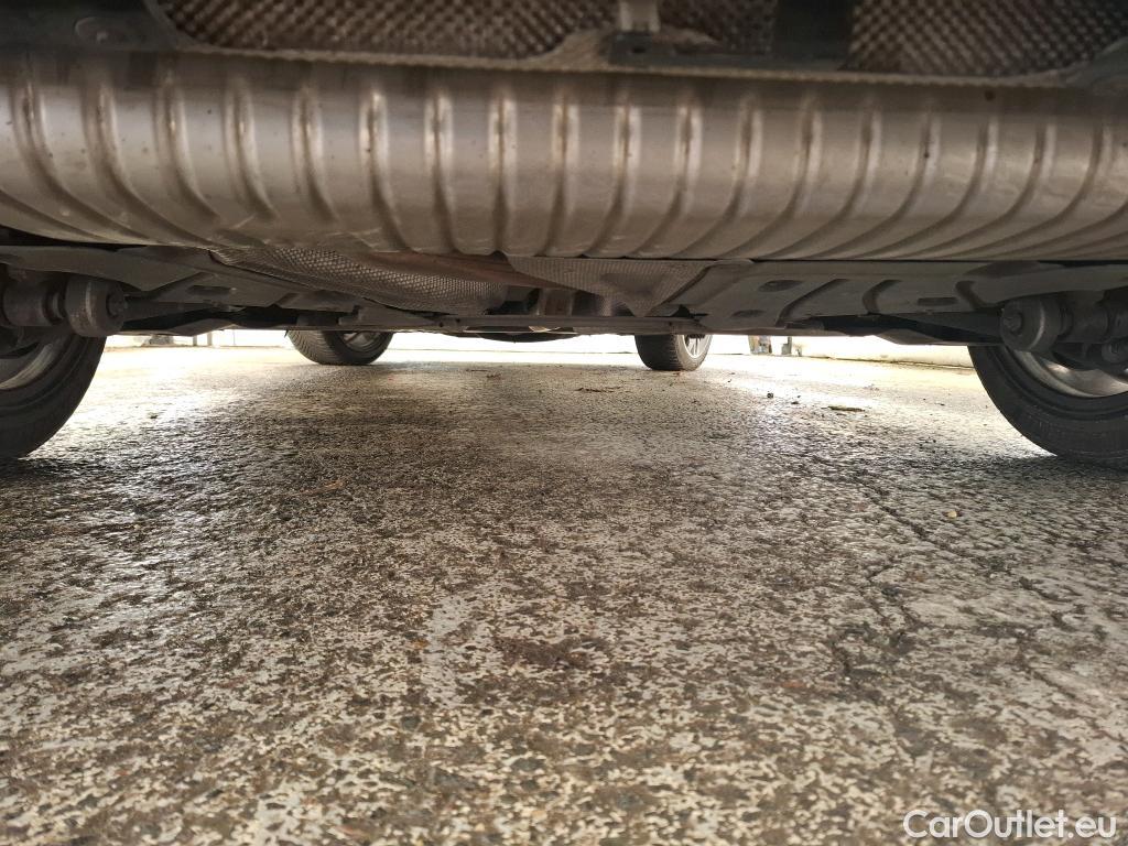  Bmw  Serie 1 Série 1 Berline 118 i Edition Sport 1.5 135CV BVA7 E6d #6