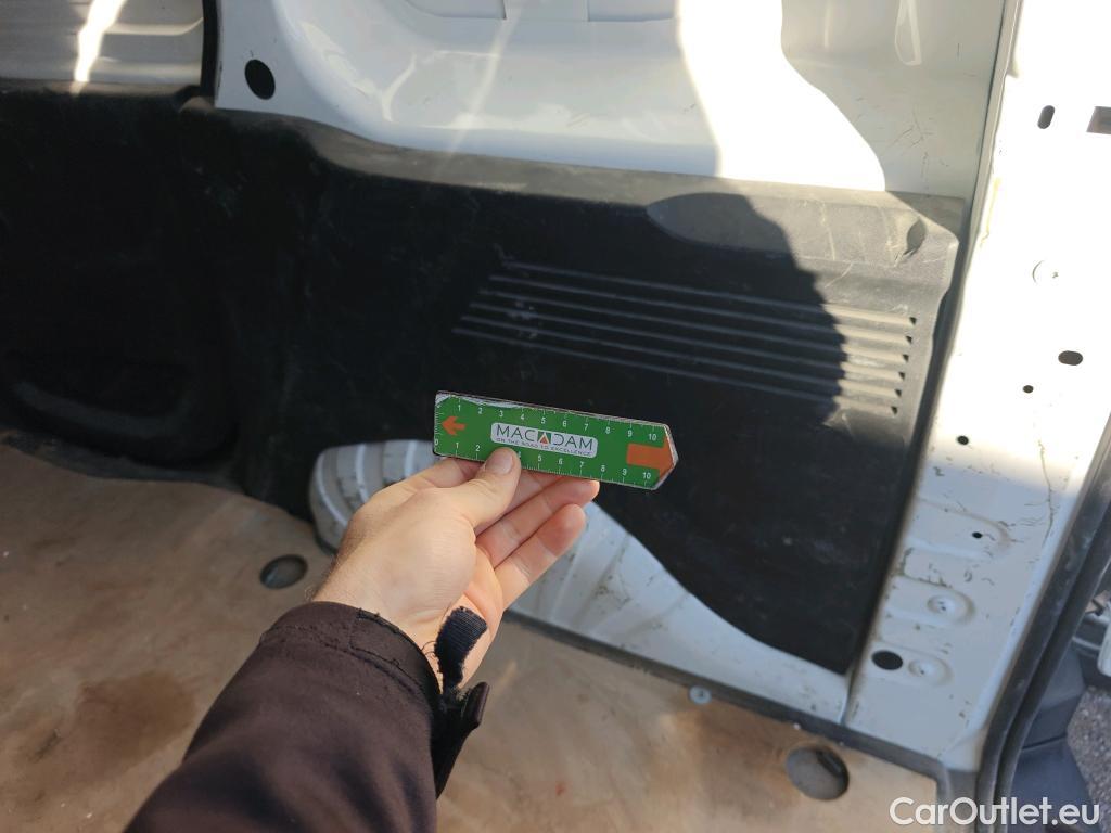  Peugeot  Partner PEUGEOT  / 2018 / 4P / furgón derivado de turismo Premium Standard 600kg BlueHDi 73kW (AC) #5