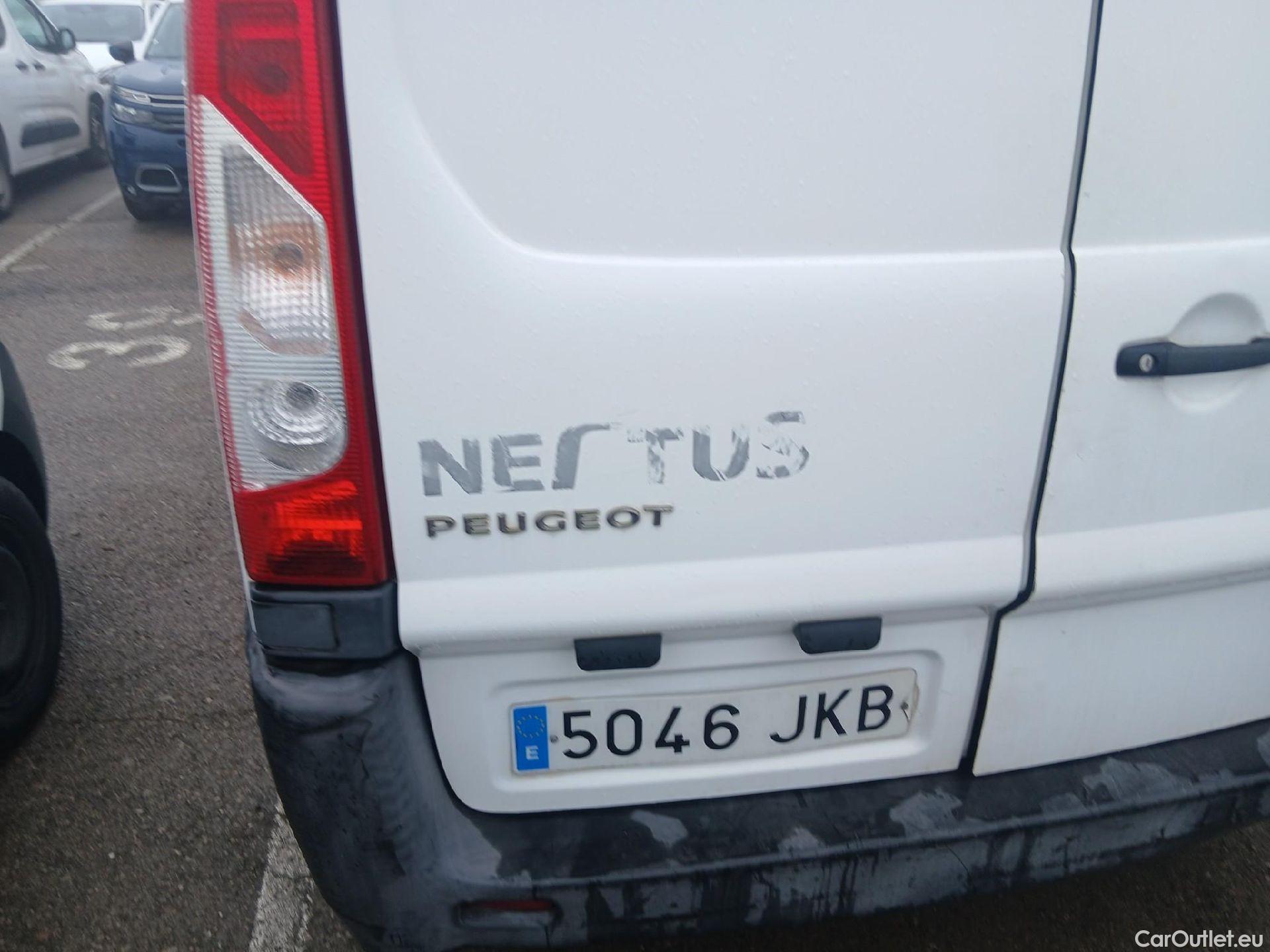  Peugeot  Expert PEUGEOT  VU 4p 2G furgón 227 L1H1 2.0 HDi 125 #25