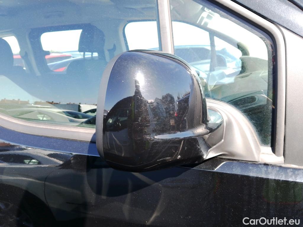  Peugeot  RIFTER PEUGEOT  / 2018 / 5P / combi Active Pack Busin. Standard BlueHDi 73kW #17