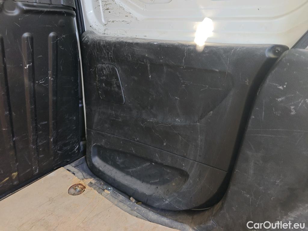  Peugeot  Partner PEUGEOT  / 2018 / 4P / furgón derivado de turismo Premium Standard 600kg BlueHDi 73kW (AC) #4