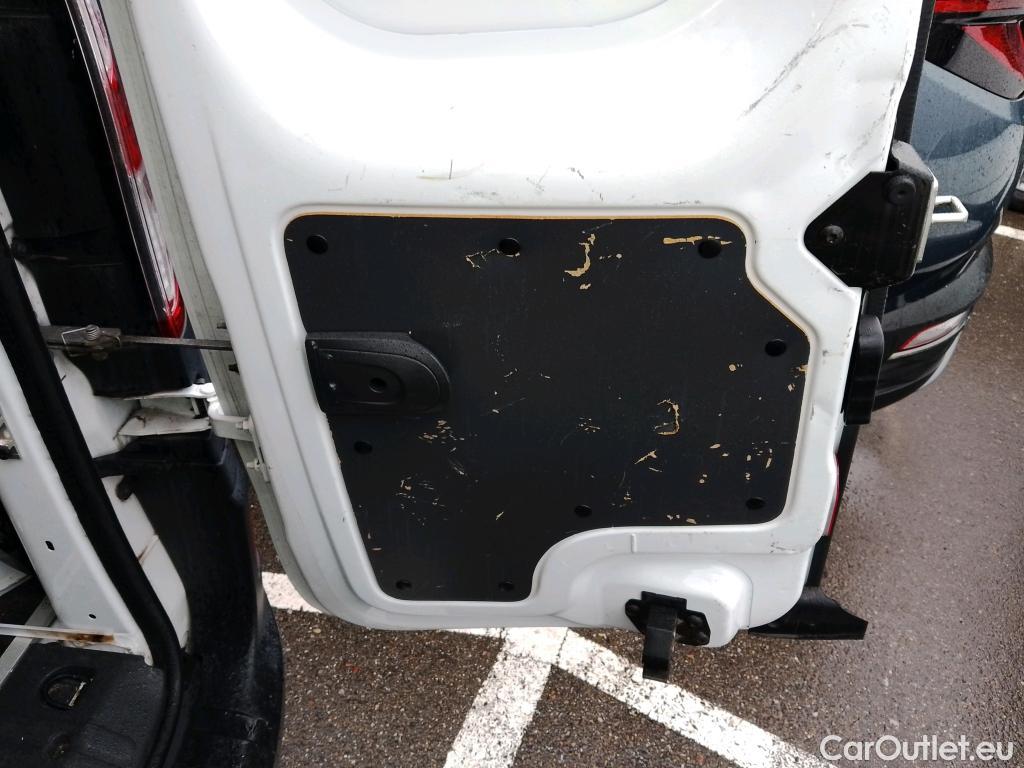  Renault  Kangoo RENAULT  Furgón/2013/3P/furgón derivado de turismo Profesional Blue dCi 59 kW (80CV) #19