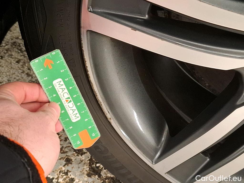  Bmw  Serie 5 BMW Série 5 Touring / 2020 / 5P / Break 520d 190ch Business Design BVA8 #15