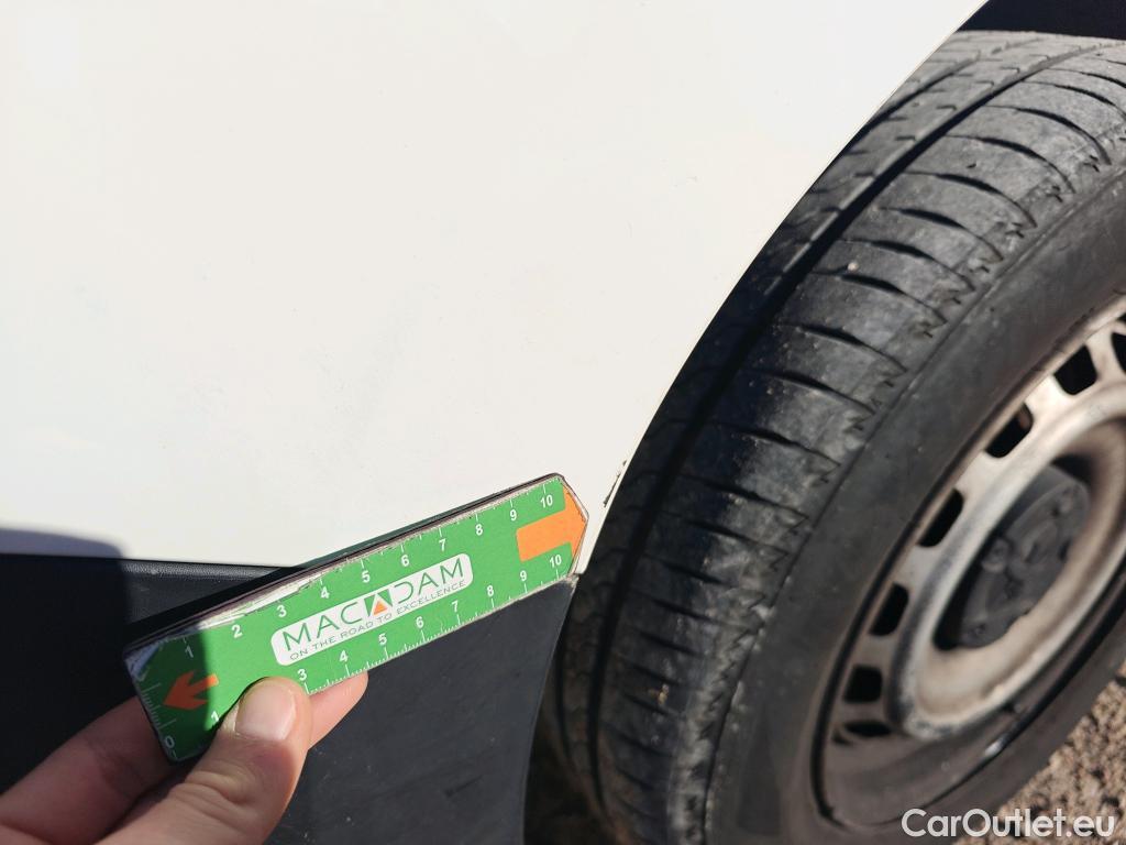  Peugeot  Partner PEUGEOT  / 2018 / 4P / furgón derivado de turismo Premium Standard 600kg BlueHDi 73kW (AC) #57