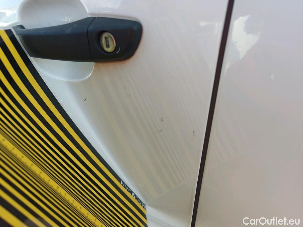  Toyota  Proace TOYOTA  CITY COMBI 1.5D 75kW (100CV) GX L1 #60