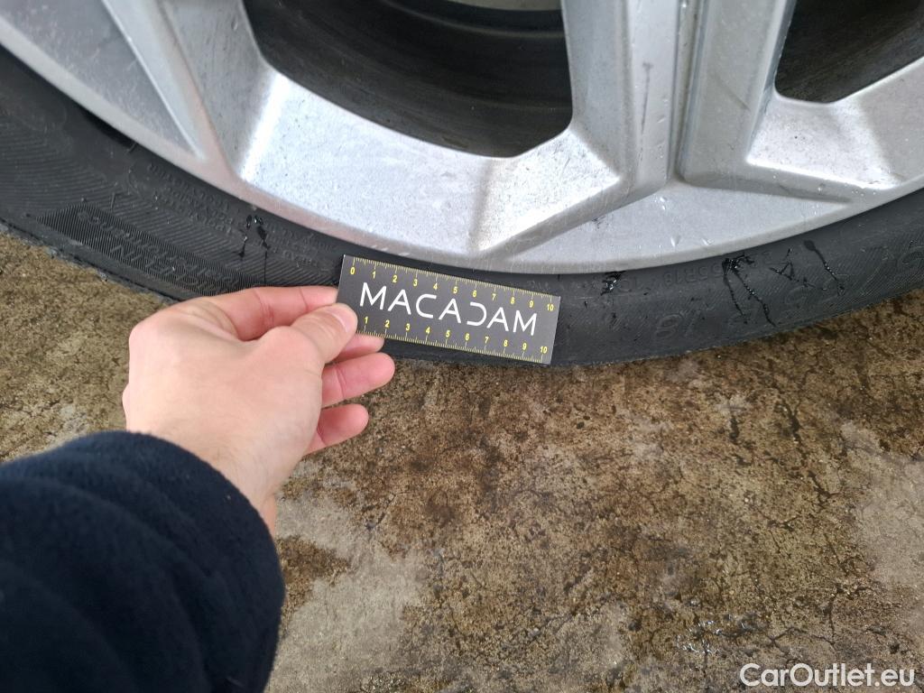  Bmw  X1 BMW  / 2022 / 5P / SUV sDrive18d Business Design DKG7 #8