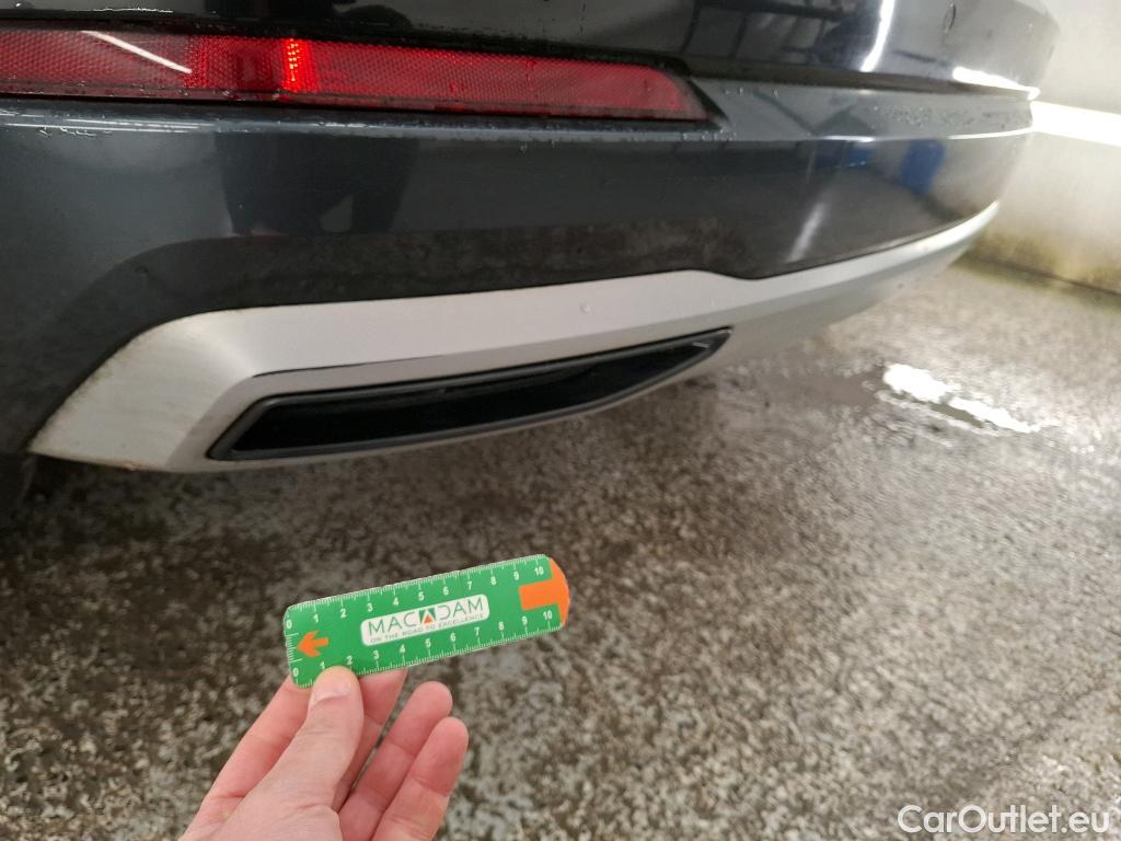  Audi  Q3  35 TDI Design luxe 2.0 TDI 150CV BVA7 E6dT #12