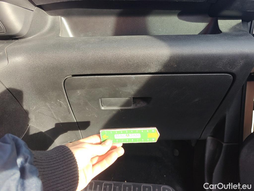  Toyota  Proace TOYOTA  CITY COMBI 1.5D 75kW (100CV) GX L1 #46