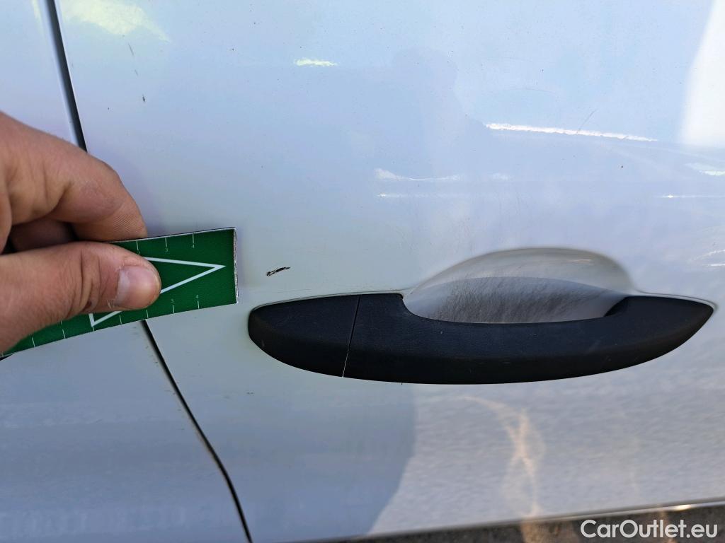  Renault  Kangoo RENAULT  Furgón/2021/4P/furgón derivado de turismo L1 1.5 Blue dCi 70kW (95CV) #47