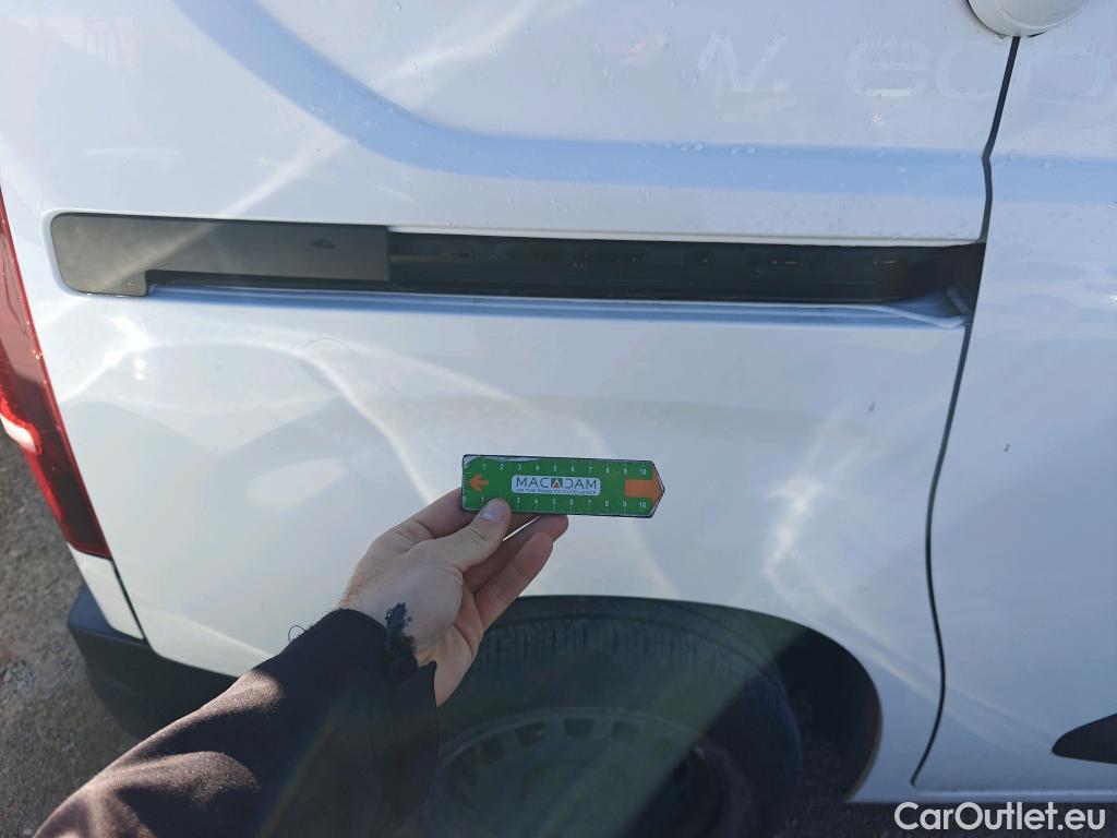  Peugeot  Partner PEUGEOT  / 2018 / 4P / furgón derivado de turismo Premium Standard 600kg BlueHDi 73kW (AC) #58