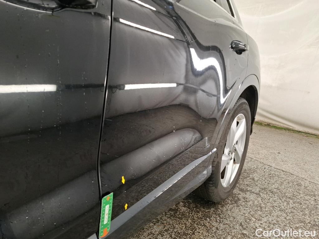  Audi  Q3  35 TDI Design luxe 2.0 TDI 150CV BVA7 E6dT #1