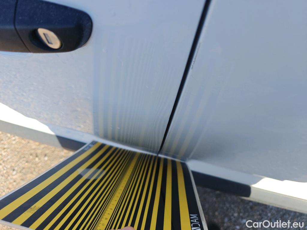  Peugeot  Partner PEUGEOT  / 2018 / 4P / furgón derivado de turismo Premium Standard 600kg BlueHDi 73kW (AC) #29