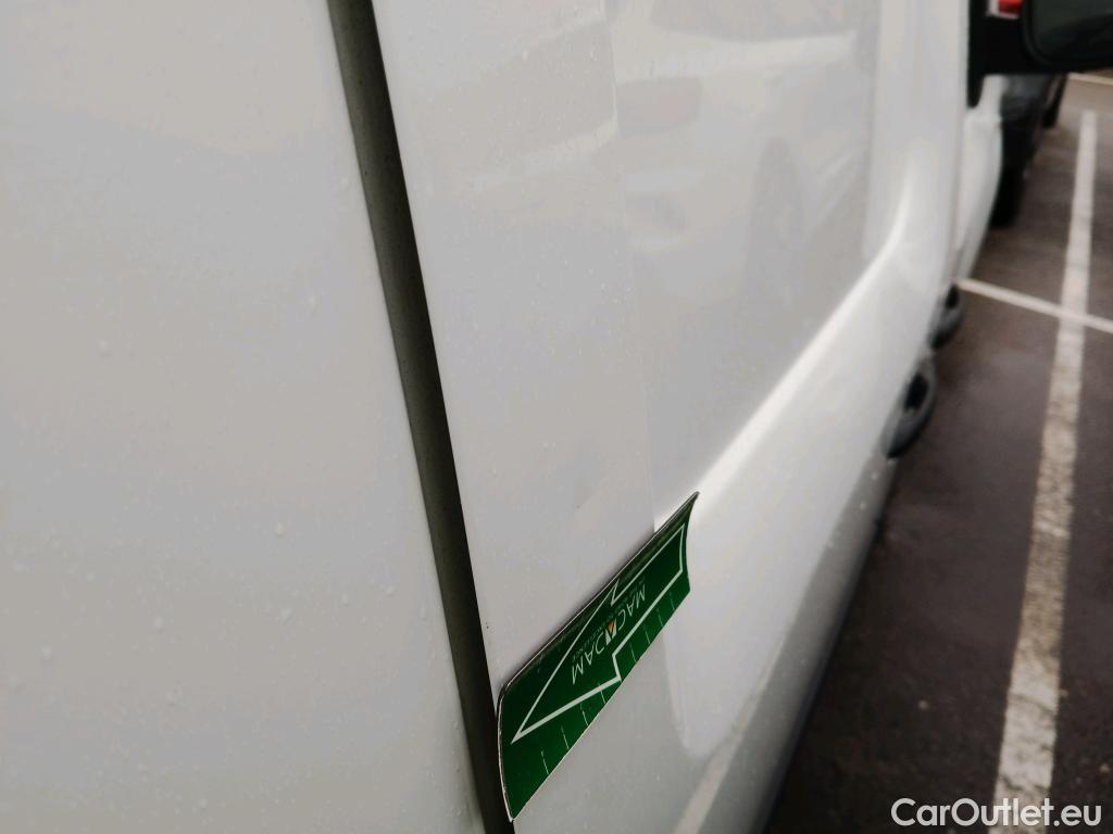  Renault  Kangoo RENAULT  Furgón/2013/3P/furgón derivado de turismo Profesional Blue dCi 59 kW (80CV) #28