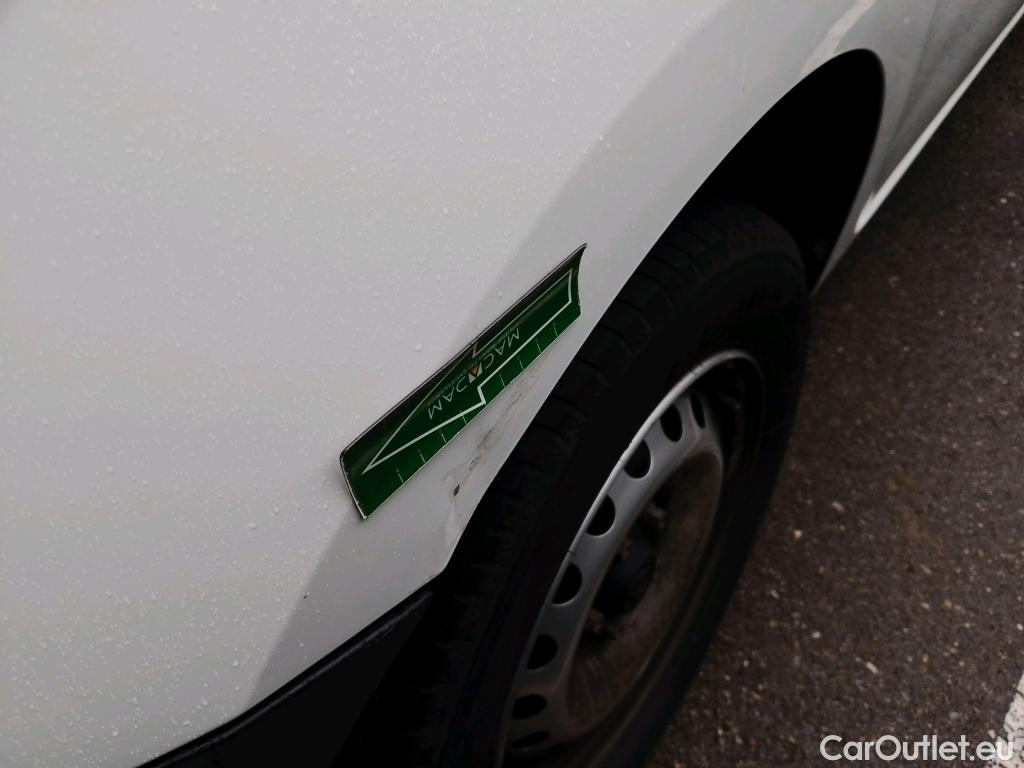  Renault  Kangoo RENAULT  Furgón/2013/3P/furgón derivado de turismo Profesional Blue dCi 59 kW (80CV) #4