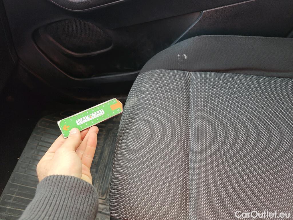  Toyota  Proace TOYOTA  CITY COMBI 1.5D 75kW (100CV) GX L1 #32