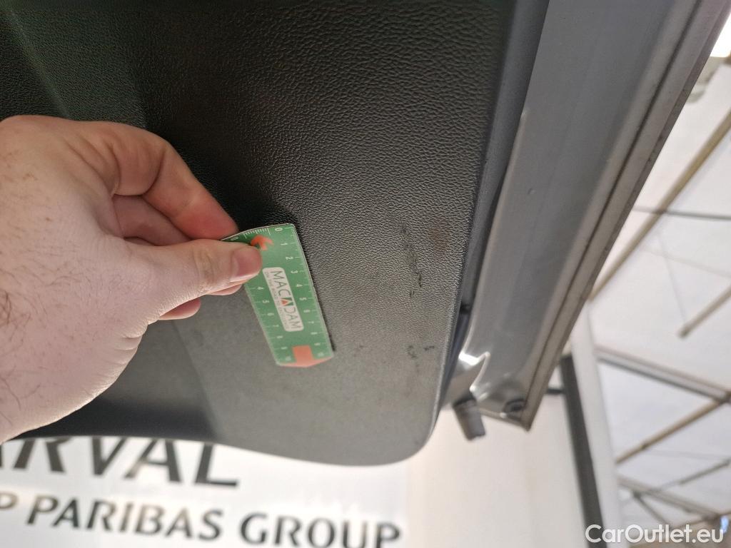  Ford  Kuga FORD  / 2019 / 5P / SUV 2.5 Dur 225 hybrid PHEV Pshift Titanium #13