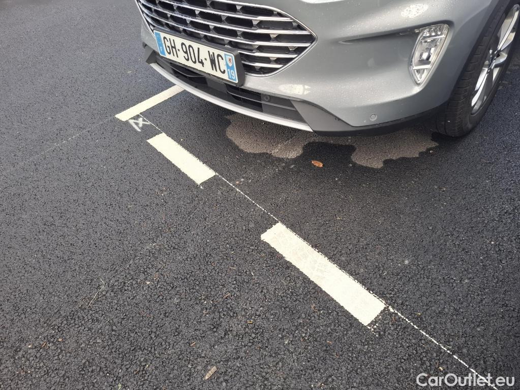  Ford  Kuga FORD  / 2019 / 5P / SUV 2.5 Dur 225 hybrid PHEV Pshift Titanium #26