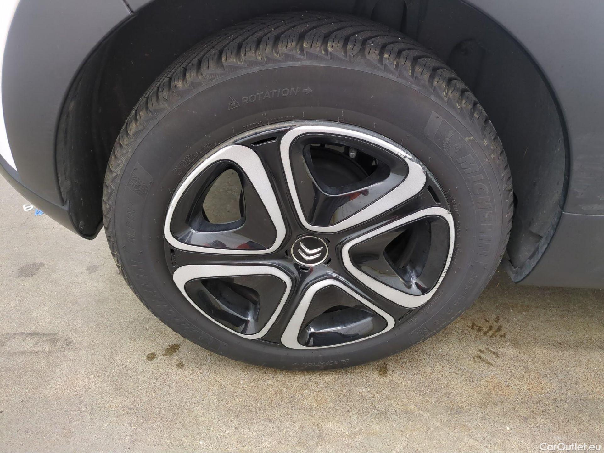  Citroen  C3  Feel Pack 1.2 PureTech 80CV BVM5 E6d #16