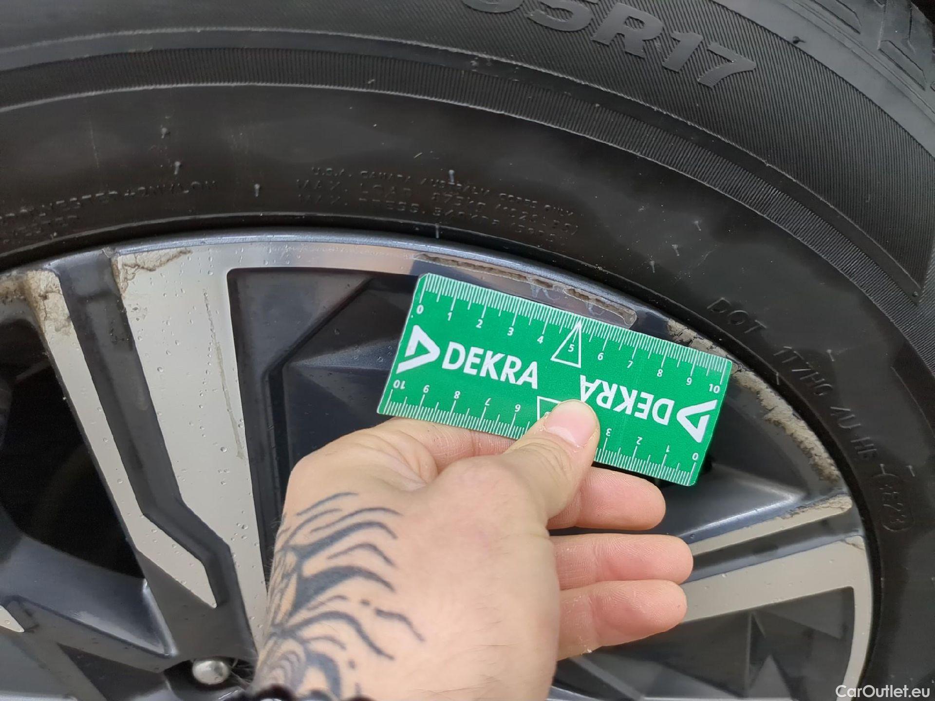  Hyundai  Tucson  Business Mild-Hybrid 2WD 1.6 CRDI 135CV BVA7 E6d #3