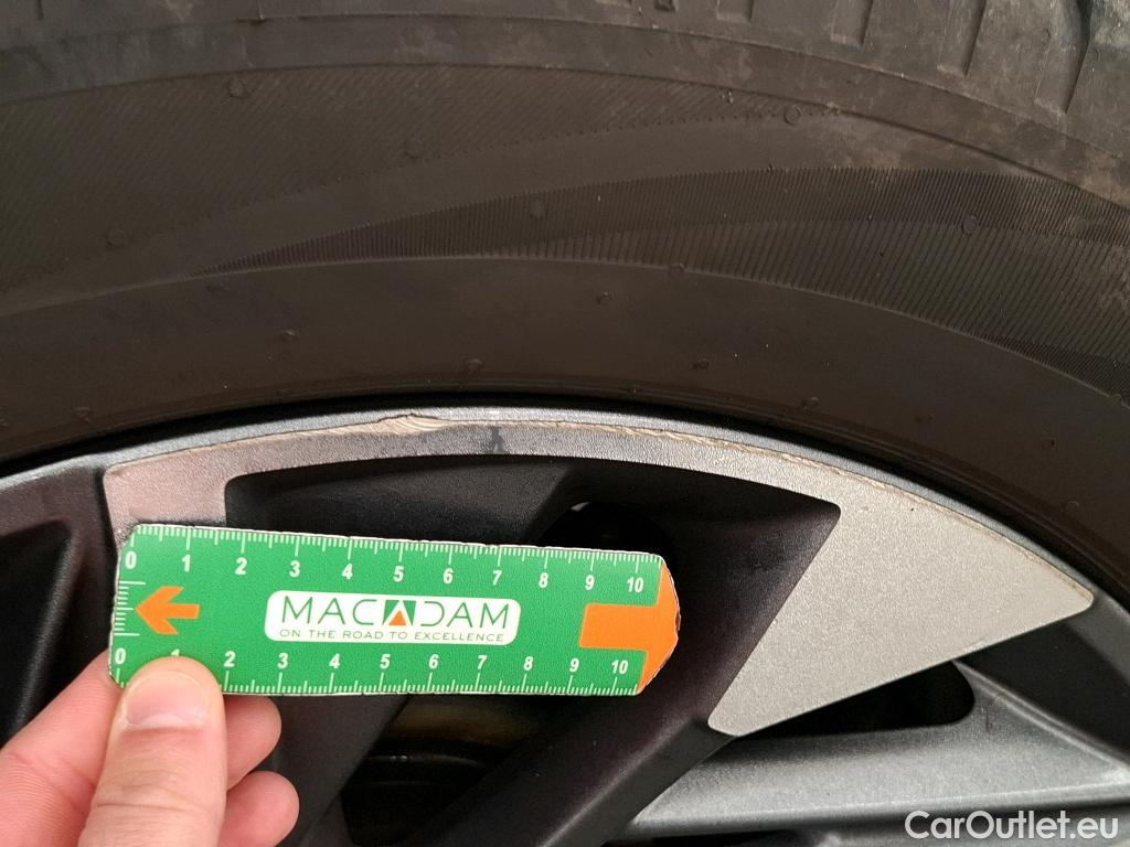  Hyundai  Tucson HYUNDAI  / 2020 / 5P / SUV 1.6 CRDI 136 DCT-7 HYBRID 48V CREATIVE #10