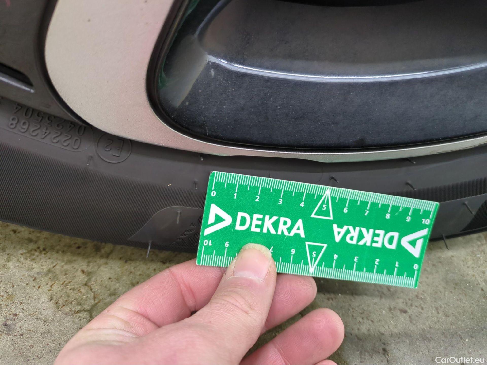  Citroen  C3  Feel Pack 1.2 PureTech 80CV BVM5 E6d #2