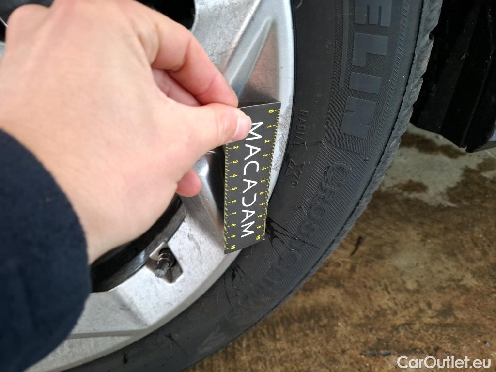  Bmw  X1 BMW  / 2022 / 5P / SUV sDrive18d Business Design DKG7 #24