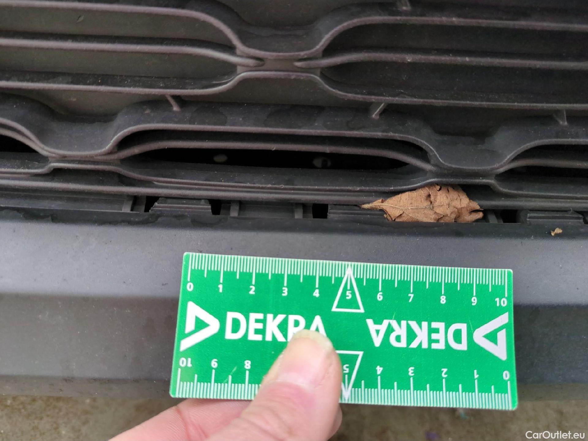  Citroen  C3  Feel Pack 1.2 PureTech 80CV BVM5 E6d #19