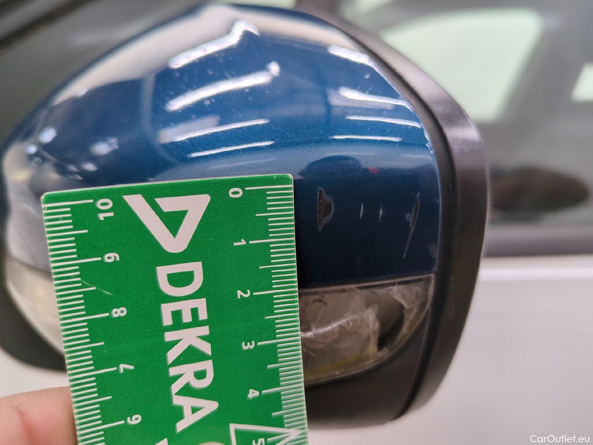  Citroen  C3  Feel Pack 1.2 PureTech 80CV BVM5 E6d #24