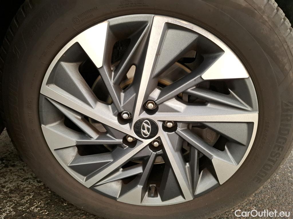  Hyundai  Tucson HYUNDAI  / 2020 / 5P / SUV 1.6 CRDI 136 DCT-7 HYBRID 48V CREATIVE #9