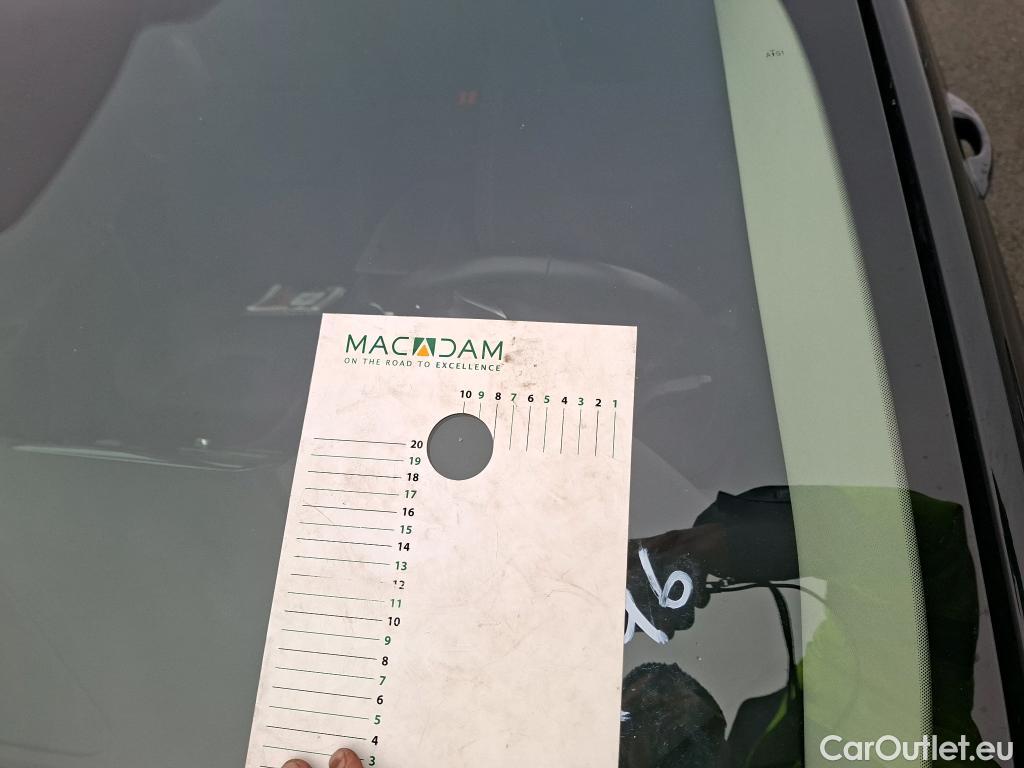  Ford  Mondeo FORD  SW / 2019 / 5P / Break SW 2.0 EcoBlue 150 auto Titanium Busines #44