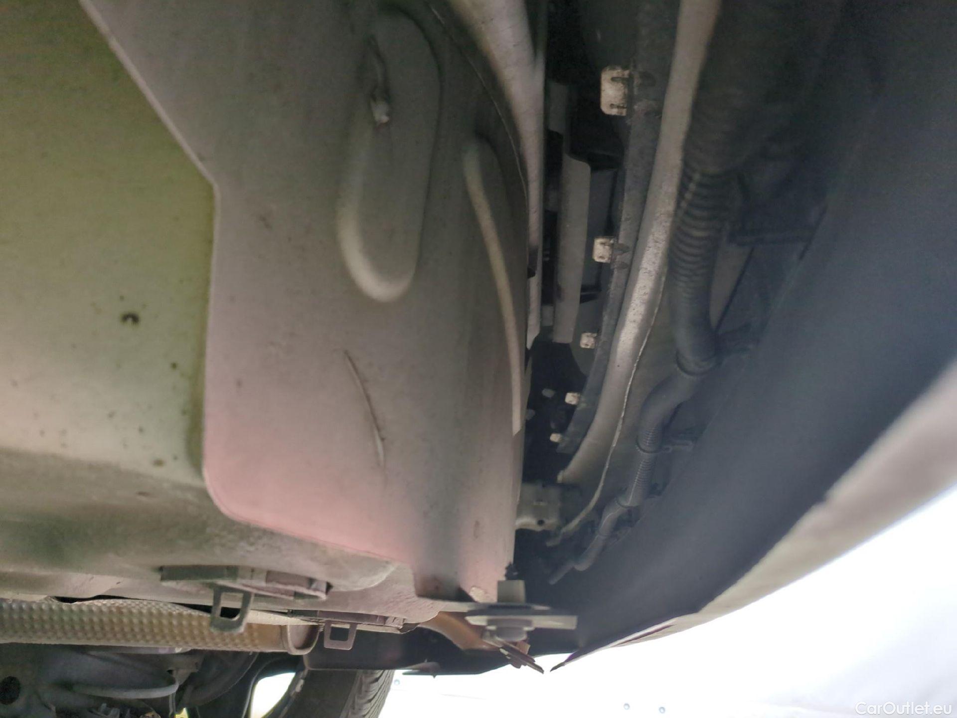  Citroen  C3  Feel Pack 1.2 PureTech 80CV BVM5 E6d #35