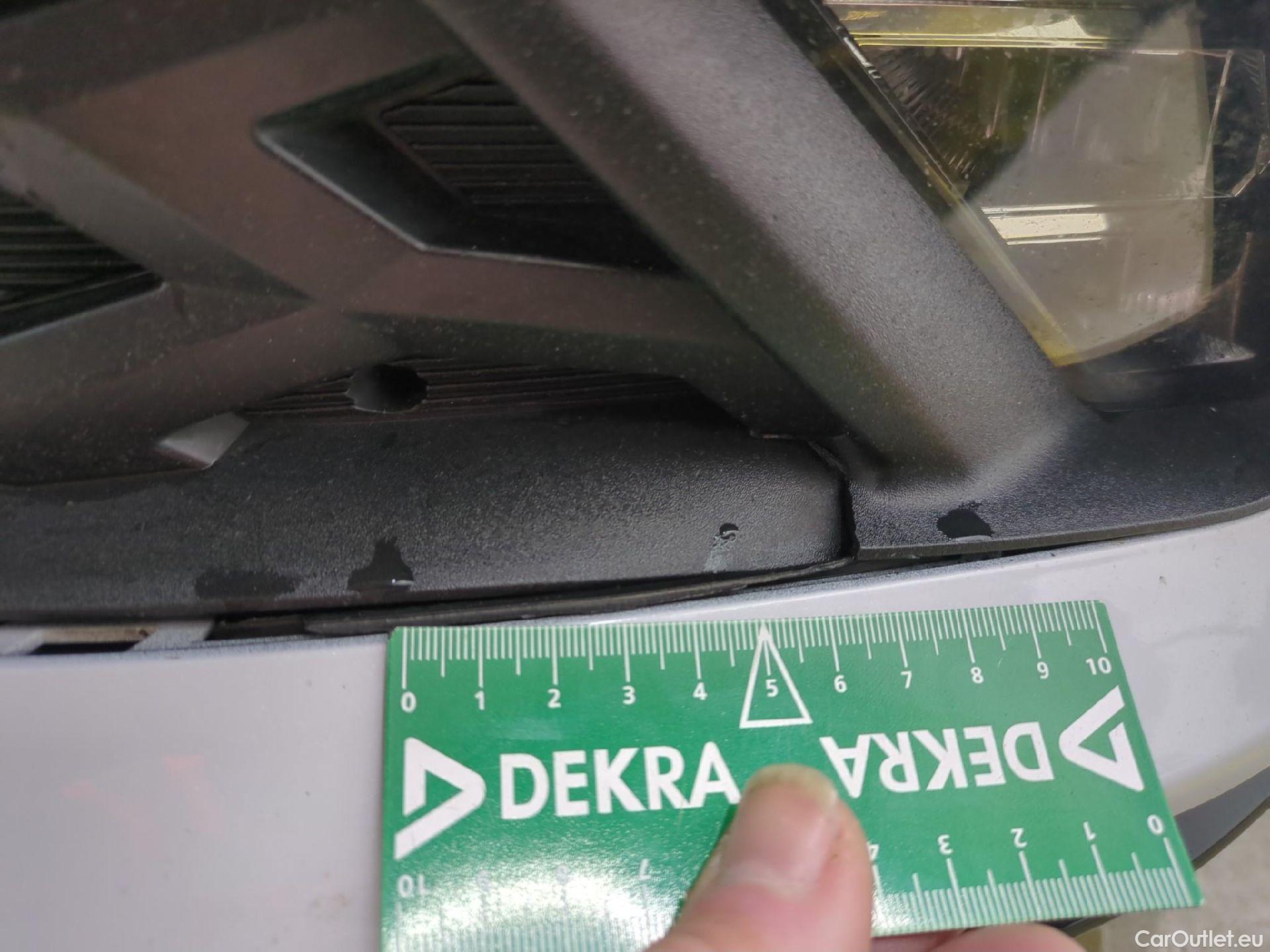  KIA  Sportage KIA  / 2021 / 5P / SUV 1.6 T-GDI 265 PHEV AUTO 4WD GT-L PREM BU #8