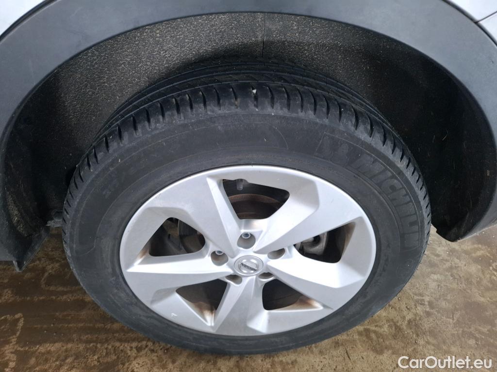  Nissan  Qashqai NISSAN  / 2017 / 5P / Crossover 1.5 DCI 115 Business Edition #17