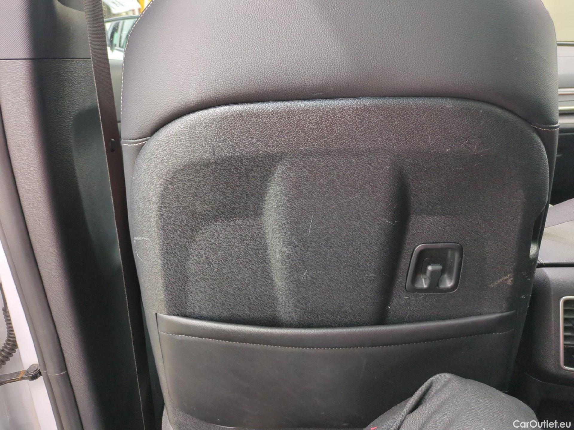  KIA  Sportage KIA  / 2021 / 5P / SUV 1.6 T-GDI 265 PHEV AUTO 4WD GT-L PREM BU #3