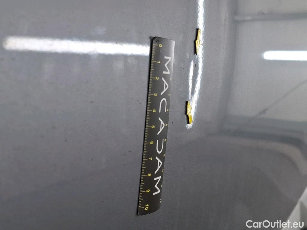  Peugeot  2008  Allure Business 1.5 HDi 130CV BVA8 E6d #18