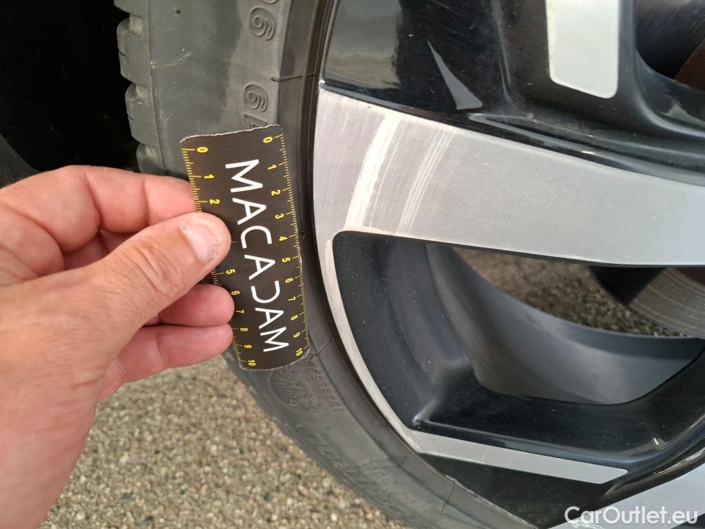  Nissan  Qashqai NISSAN  5p Crossover 1.6 DCI 130 Xtronic Drive Edition #24