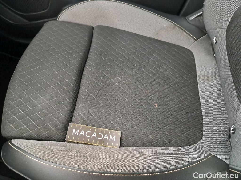  Opel   Grandland X Grandland X Elegance Business 1.5 130CV BVA8 E6d #35