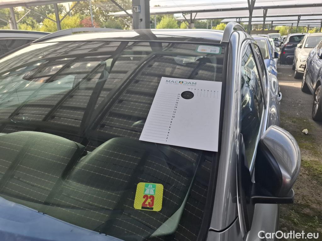  Nissan  Qashqai NISSAN  5p Crossover 1.6 DCI 130 Xtronic Drive Edition #40