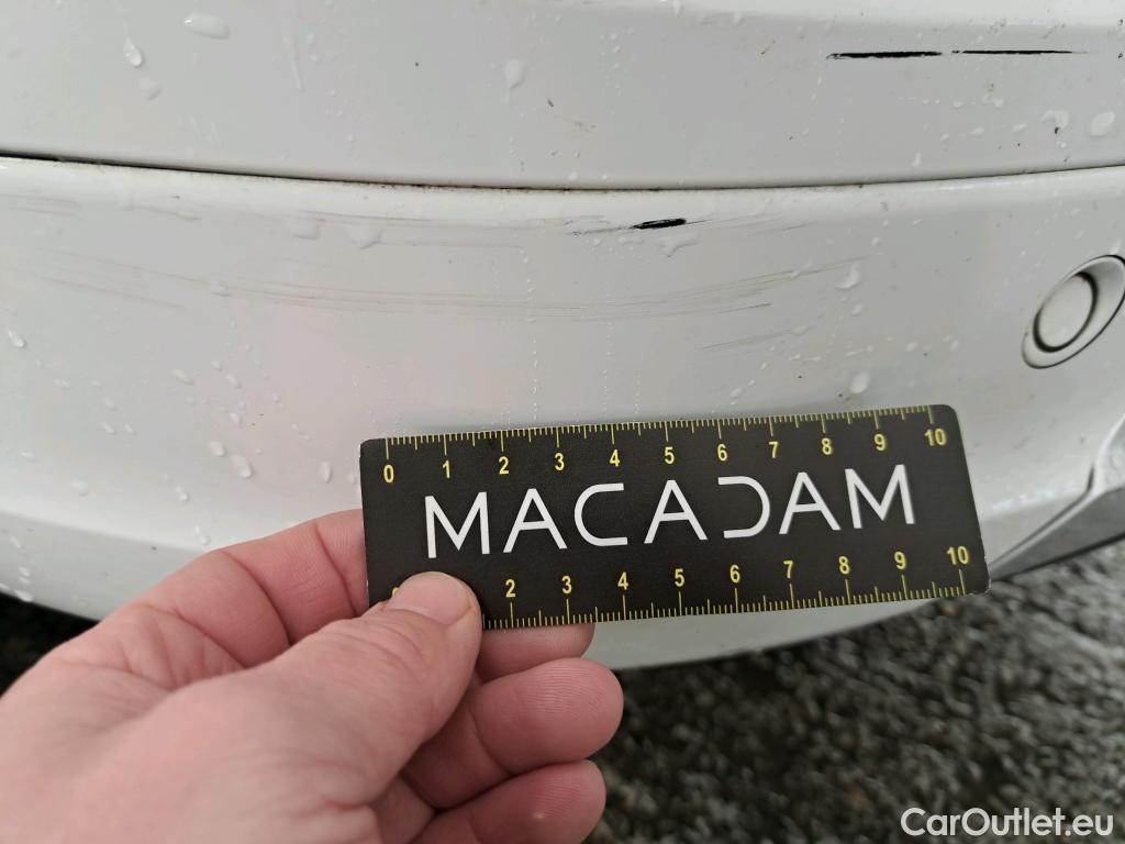  Opel   Grandland X Grandland X Elegance Business 1.5 130CV BVA8 E6d #34